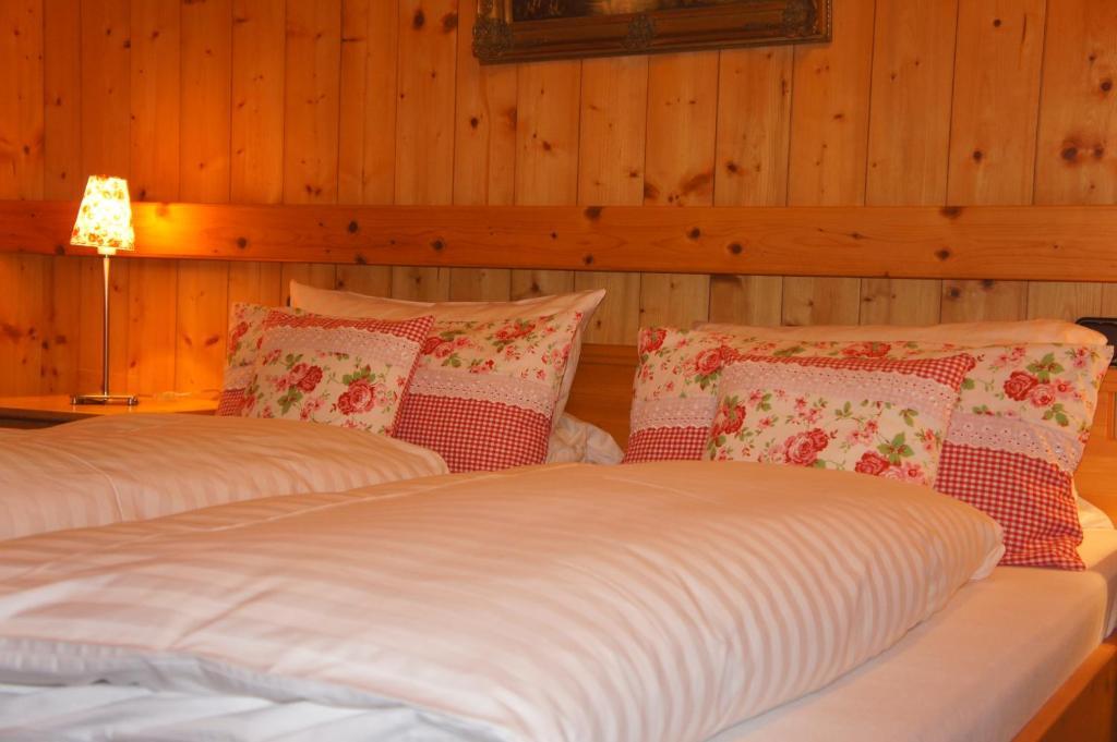 Landhaus Alpina Pension Mittersill Kamer foto